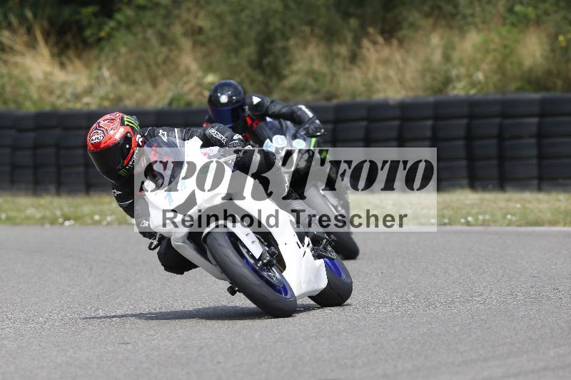 /30 23.06.2025 Get Faster Caremotion ADR/Rider Academy gruen/77